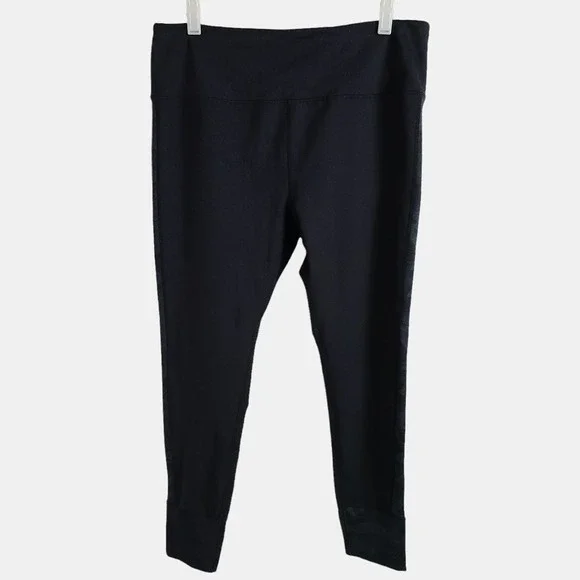 Vuori Asymmetric Block Leggings Black Camo Contrast XLarge - Picture 10 of 12